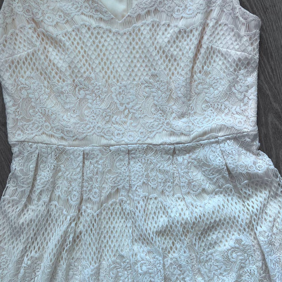 Liz Claiborne Size 14 Cream Fit & Flare Lace Dress - Picture 4 of 10